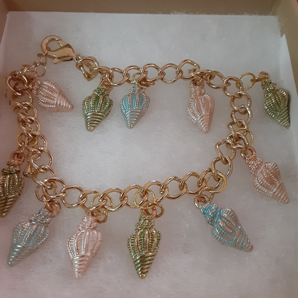 Seashell Charm Bracelet